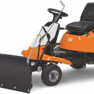 STIHL Aufsitzmäher RT 4082 Winterpaket mit Schneeschild und Schneeketten